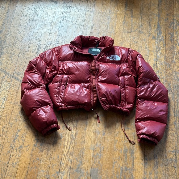 The North Face Jackets & Blazers - The North Face Women's Burgundy Puffer Cropped Jacket